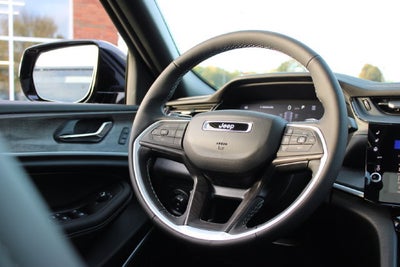 2027 Jeep Grand Cherokee Limited Reserve