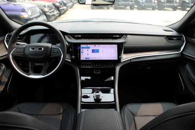 2026 Jeep Grand Cherokee Limited Reserve