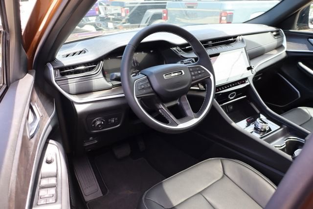 2026 Jeep Grand Cherokee Limited Reserve
