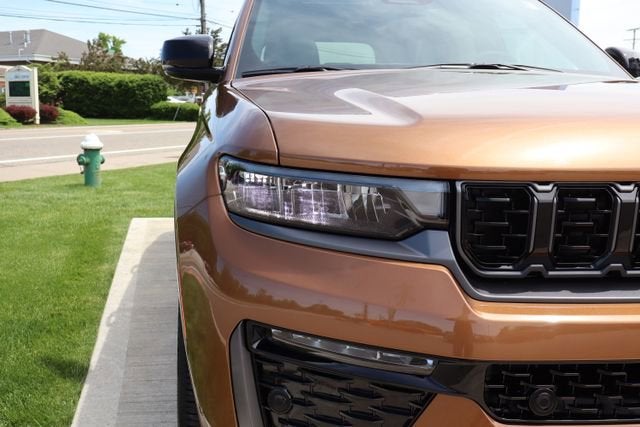 2026 Jeep Grand Cherokee Limited Reserve