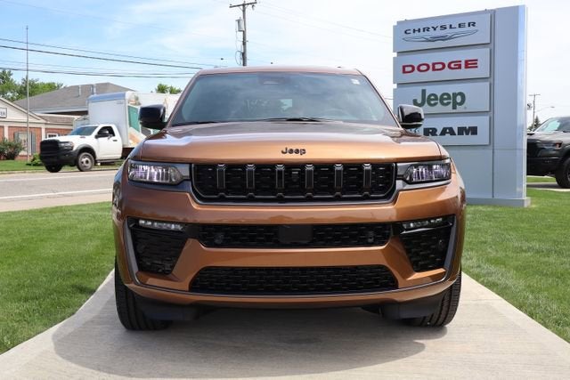 2026 Jeep Grand Cherokee Limited Reserve