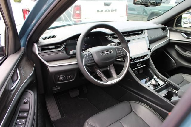 2026 Jeep Grand Cherokee Limited Reserve