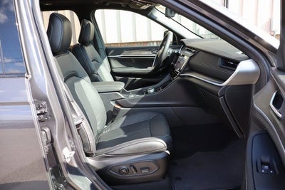 2026 Jeep Grand Cherokee Limited Reserve