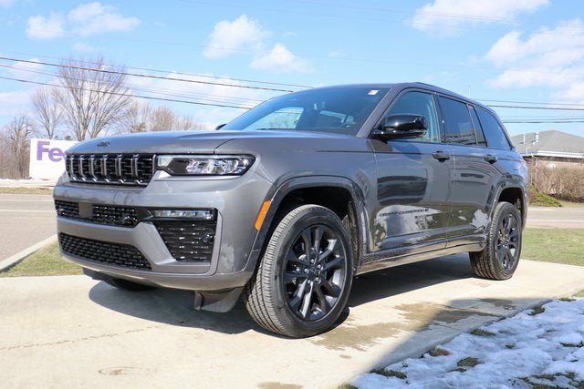 2026 Jeep Grand Cherokee Limited Reserve