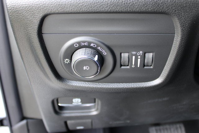 2027 Jeep Grand Cherokee Limited Reserve