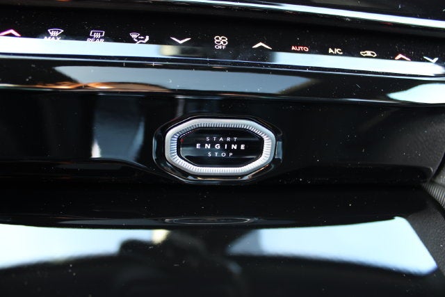 2027 Jeep Grand Cherokee Limited Reserve