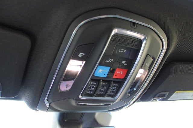 2027 Jeep Grand Cherokee Limited Reserve