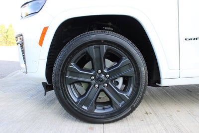 2027 Jeep Grand Cherokee Limited Reserve