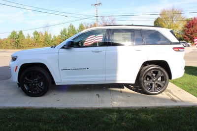 2027 Jeep Grand Cherokee Limited Reserve