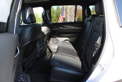 2027 Jeep Grand Cherokee Limited Reserve