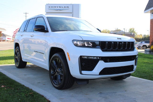 2027 Jeep Grand Cherokee Limited Reserve