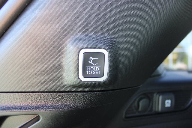 2027 Jeep Grand Cherokee Limited Reserve