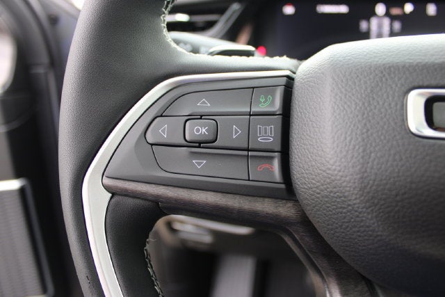 2027 Jeep Grand Cherokee Limited Reserve