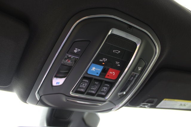 2027 Jeep Grand Cherokee Limited Reserve