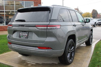 2027 Jeep Grand Cherokee Limited Reserve