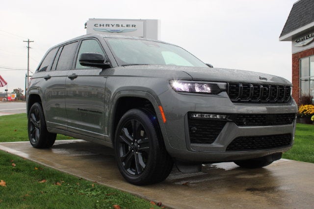2027 Jeep Grand Cherokee Limited Reserve