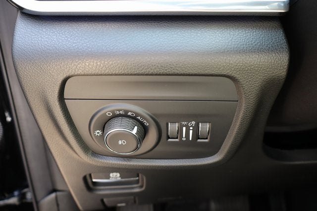 2025 Jeep Grand Cherokee Overland