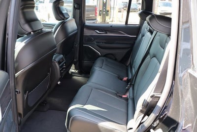 2025 Jeep Grand Cherokee Overland