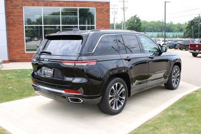 2022 Jeep Grand Cherokee Overland