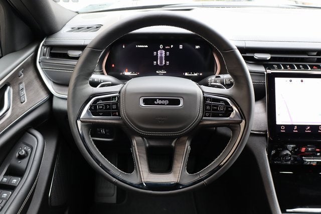 2025 Jeep Grand Cherokee Overland