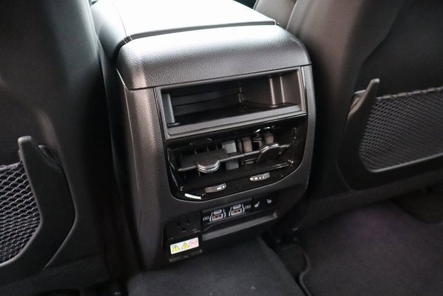 2025 Jeep Grand Cherokee Overland