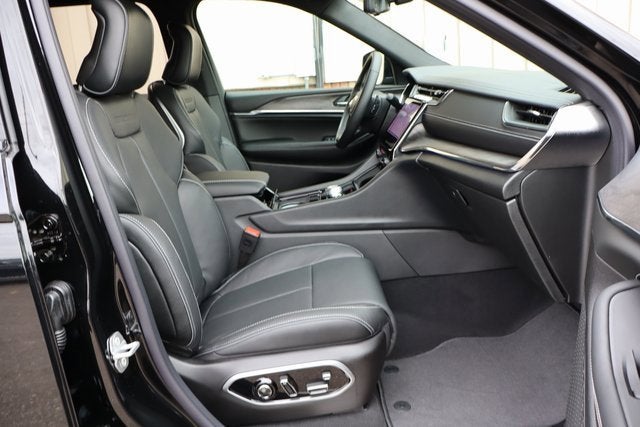 2025 Jeep Grand Cherokee Overland