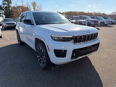 2022 Jeep Grand Cherokee Overland
