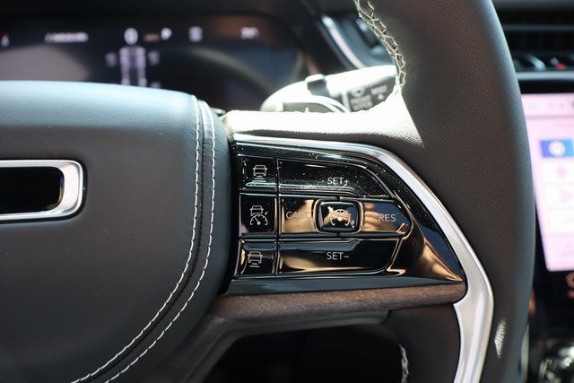 2025 Jeep Grand Cherokee Overland