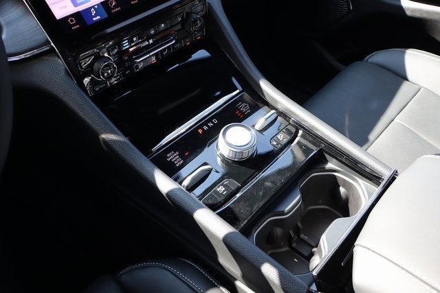 2025 Jeep Grand Cherokee Overland