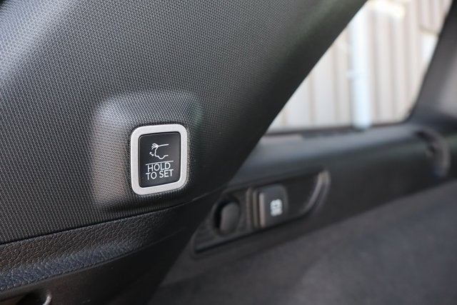 2025 Jeep Grand Cherokee Overland