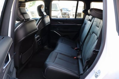 2025 Jeep Grand Cherokee Overland