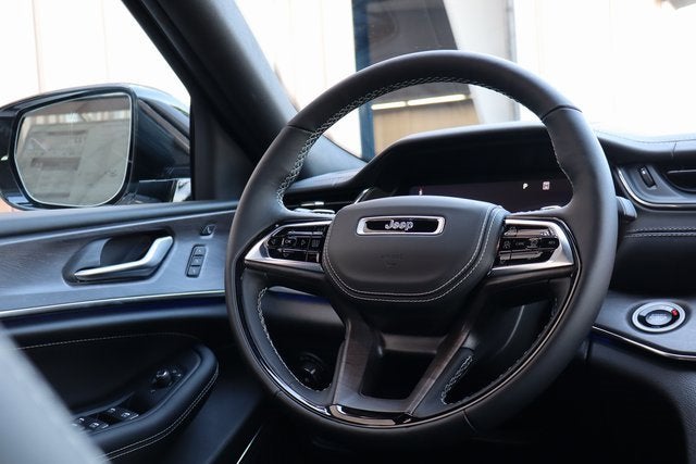 2025 Jeep Grand Cherokee Overland