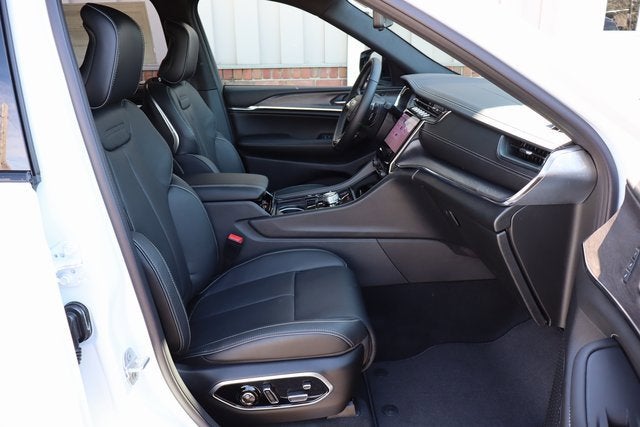 2025 Jeep Grand Cherokee Overland