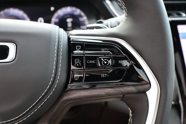 2025 Jeep Grand Cherokee Overland