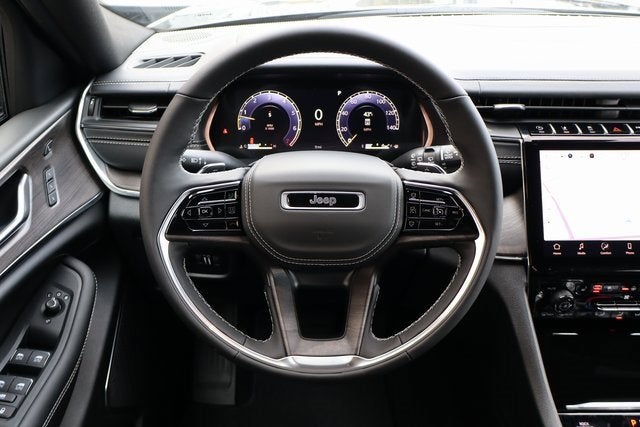 2025 Jeep Grand Cherokee Overland