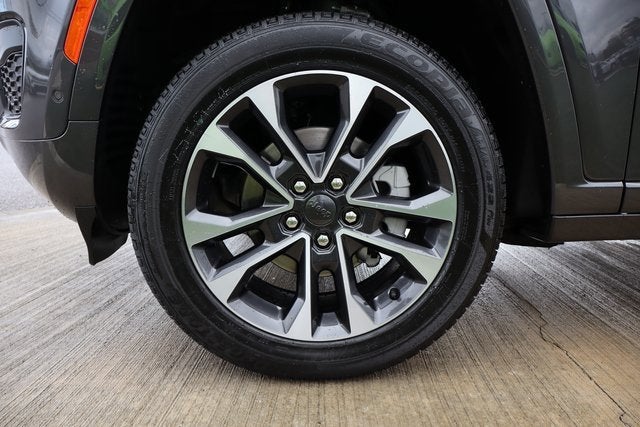 2025 Jeep Grand Cherokee Overland