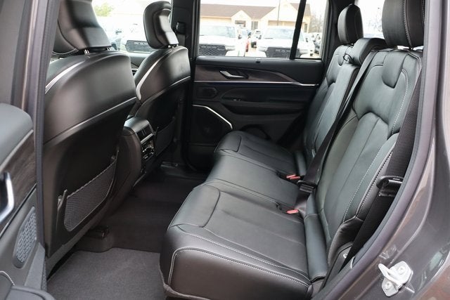 2025 Jeep Grand Cherokee Overland