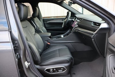 2025 Jeep Grand Cherokee Overland