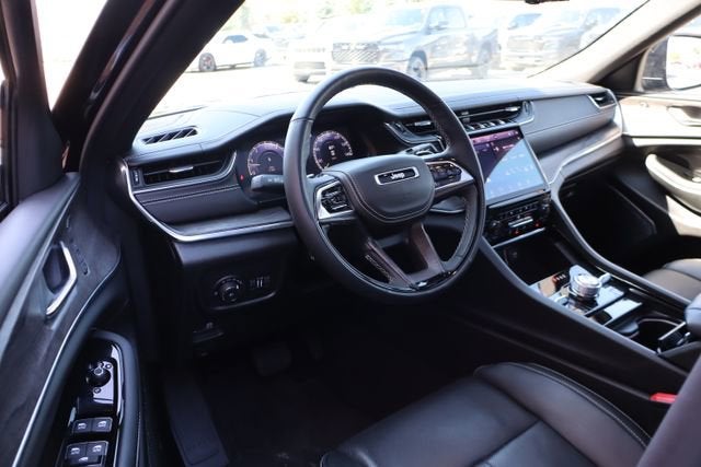 2025 Jeep Grand Cherokee Overland