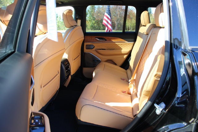 2024 Jeep Grand Cherokee Summit Reserve