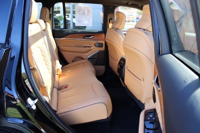 2024 Jeep Grand Cherokee Summit Reserve