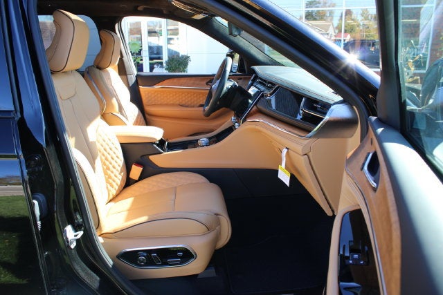 2024 Jeep Grand Cherokee Summit Reserve