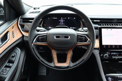 2025 Jeep Grand Cherokee Summit Reserve