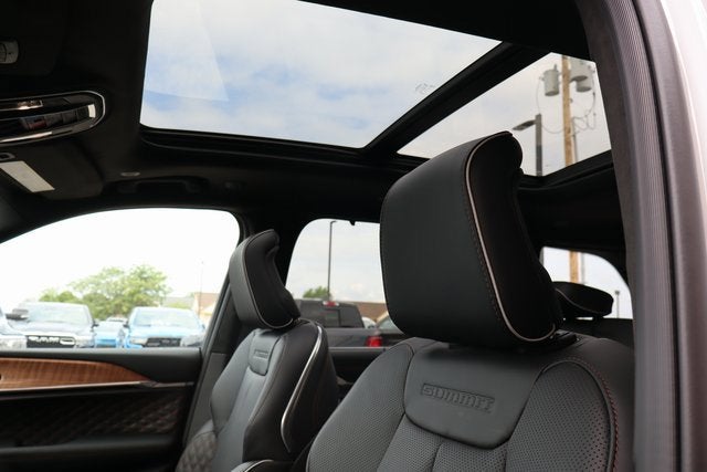 2025 Jeep Grand Cherokee Summit Reserve