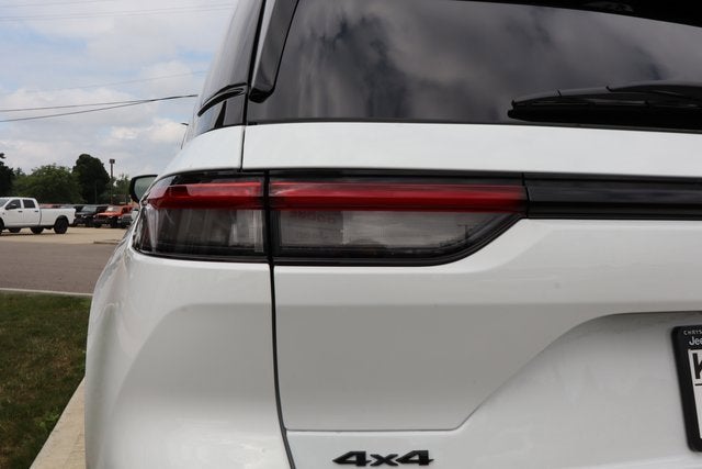 2025 Jeep Grand Cherokee Summit Reserve