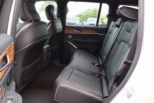 2025 Jeep Grand Cherokee Summit Reserve