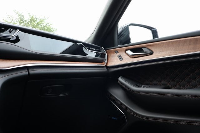 2025 Jeep Grand Cherokee Summit Reserve