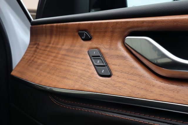 2025 Jeep Grand Cherokee Summit Reserve