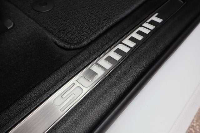 2025 Jeep Grand Cherokee Summit Reserve