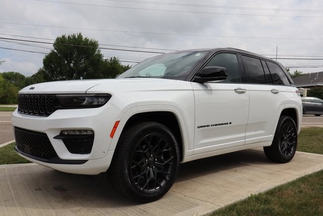 2025 Jeep Grand Cherokee Summit Reserve